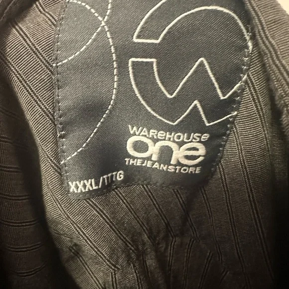 Men's Gray Button-Up Jacket - Picture 2 of 2